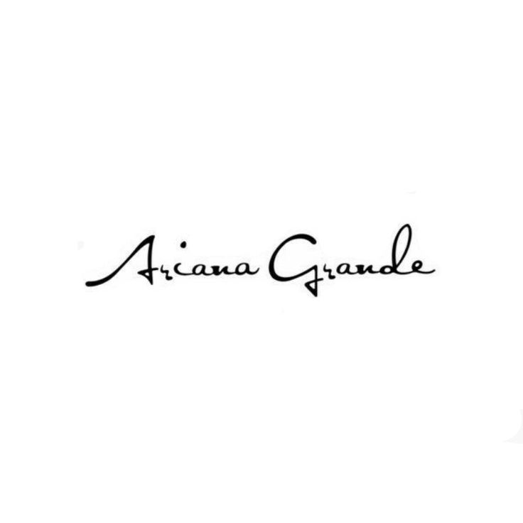 Ariana Grande - 5th Avenue CR